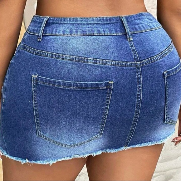 High waist ripped denim mini skirt - Picture 3 of 4
